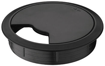 Der Kabeldurchlass - Kunststoff ist rund, schwarz und verfügt über eine kleine Kabelöffnung – ideal zum Organisieren von Leitungen auf Schreibtischen oder Tischen.